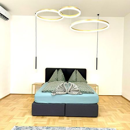 Opera Vienna Apartment 145 M2 Extérieur photo