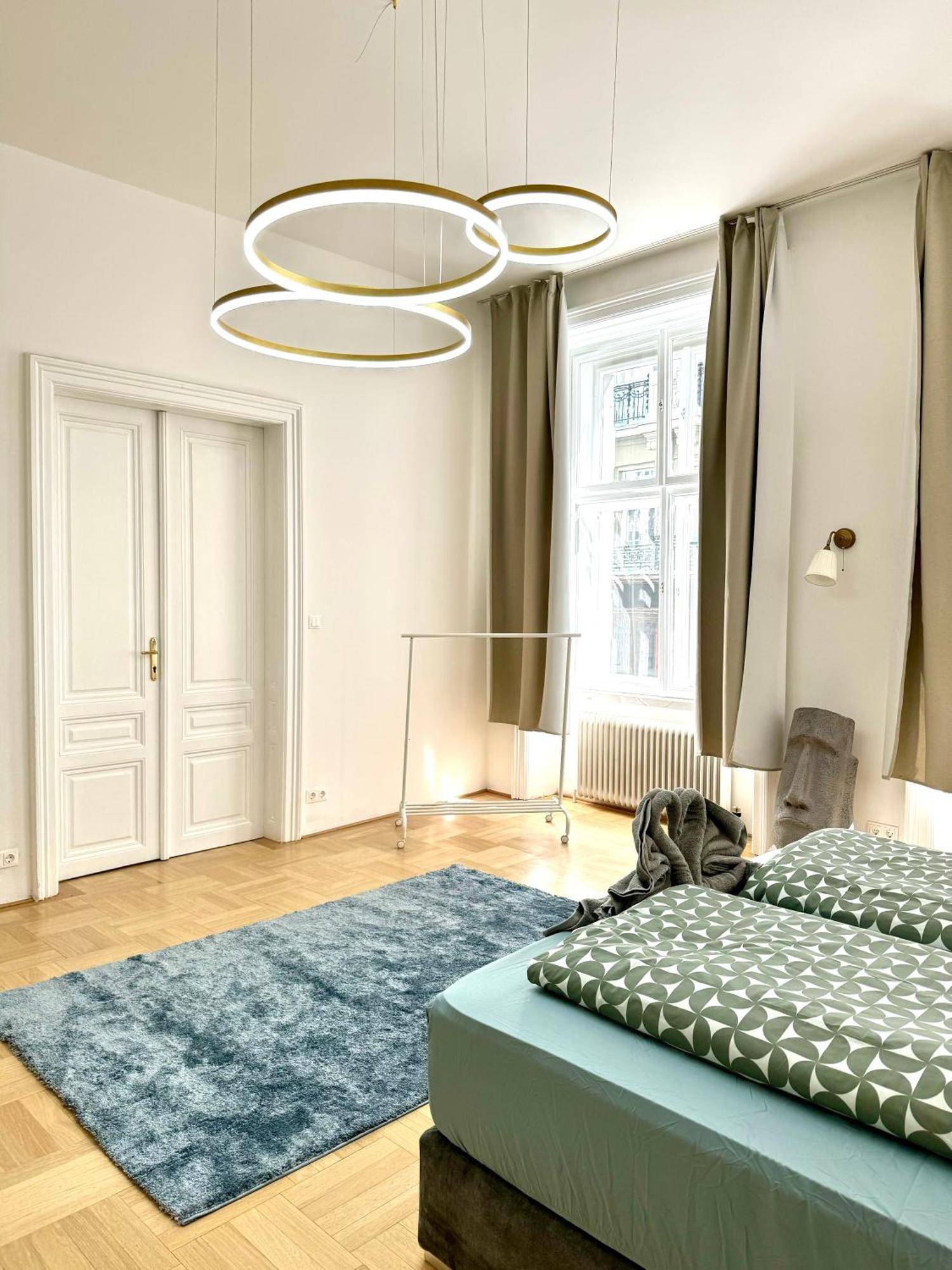 Opera Vienna Apartment 145 M2 Extérieur photo
