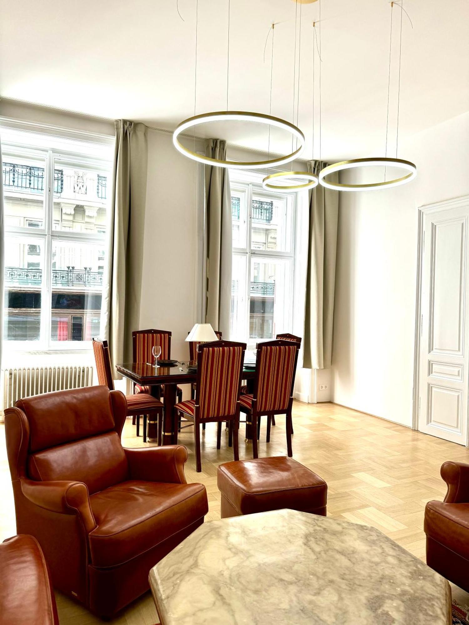 Opera Vienna Apartment 145 M2 Extérieur photo