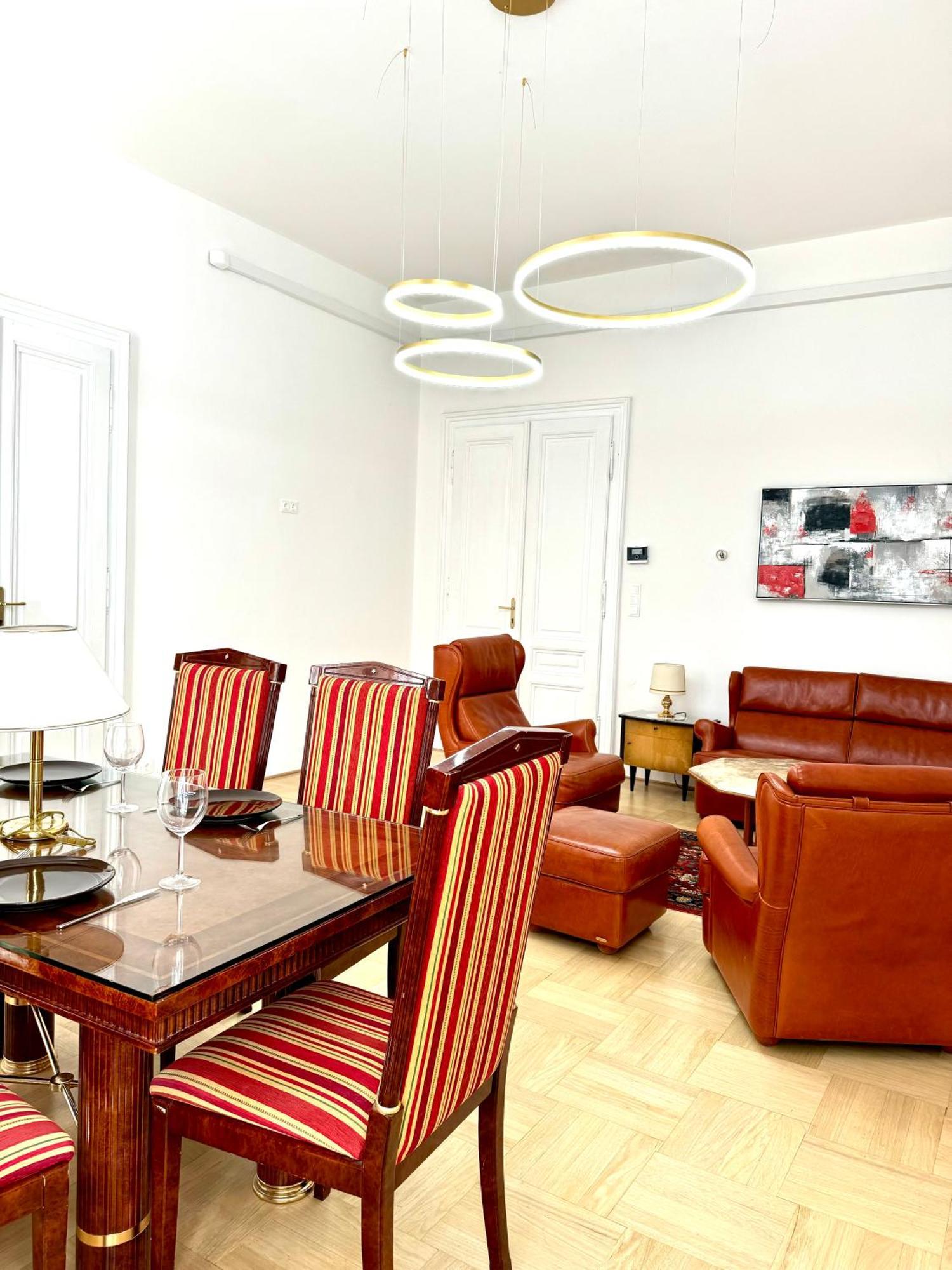 Opera Vienna Apartment 145 M2 Extérieur photo