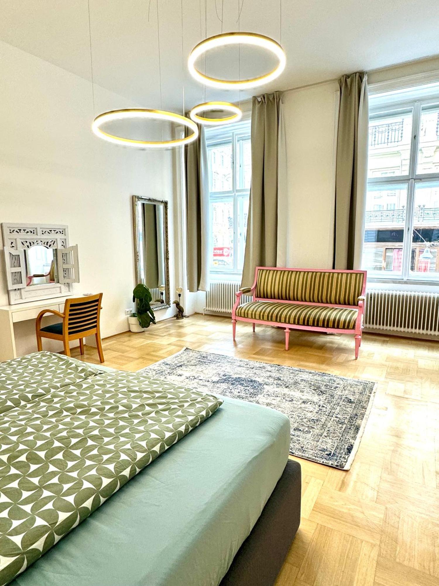 Opera Vienna Apartment 145 M2 Extérieur photo